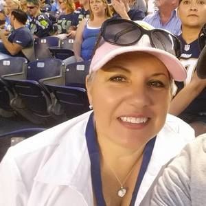 Meet your Posher, Imelda